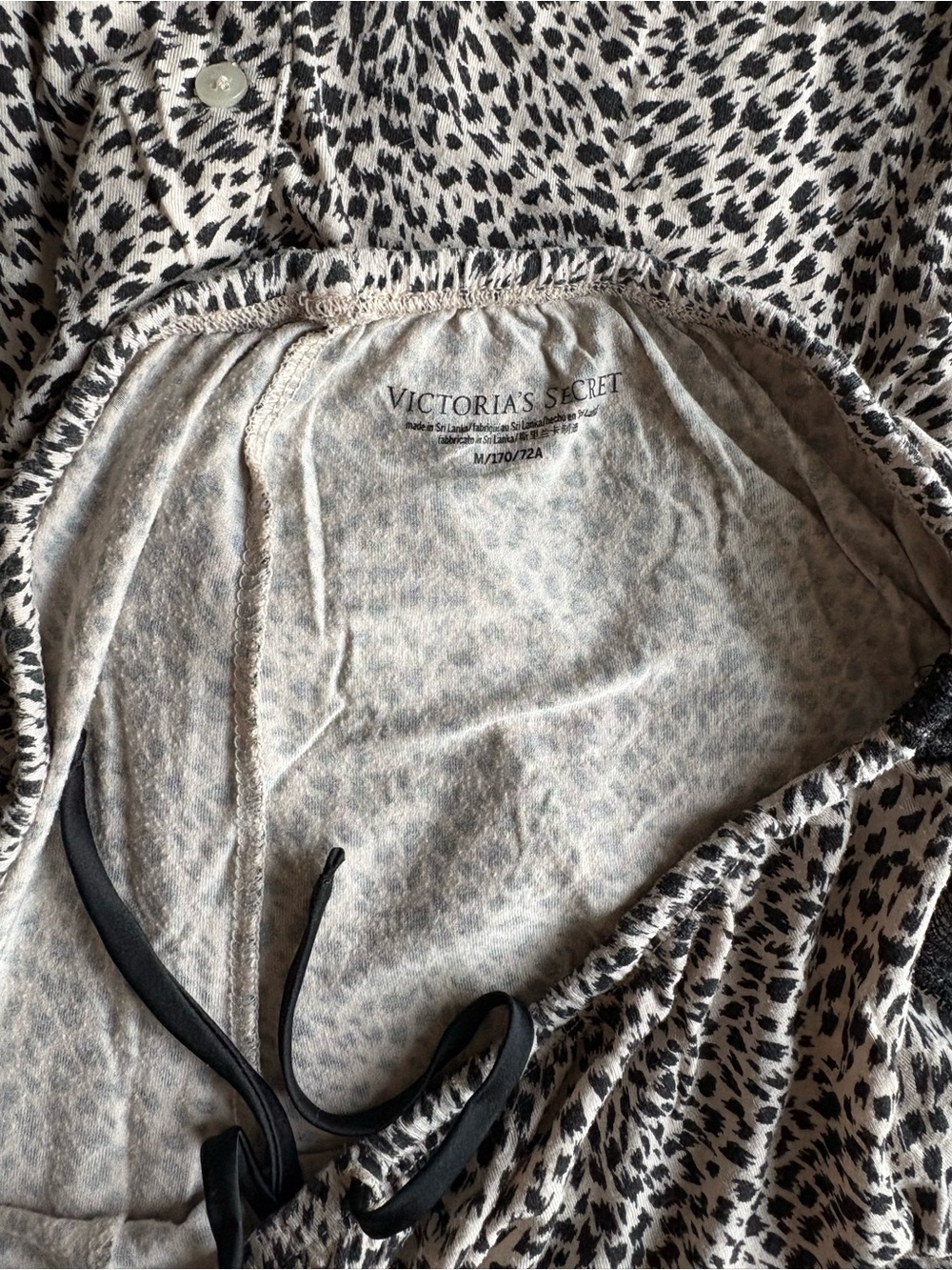 Leopard Print Pajama Sets - Picture 4 of 5